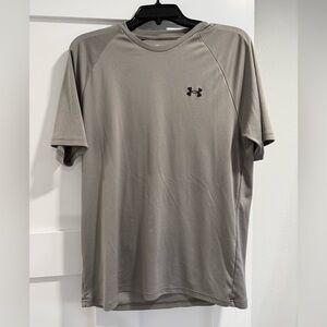 Under Armour Men's Short Sleeve Tee in Gray
